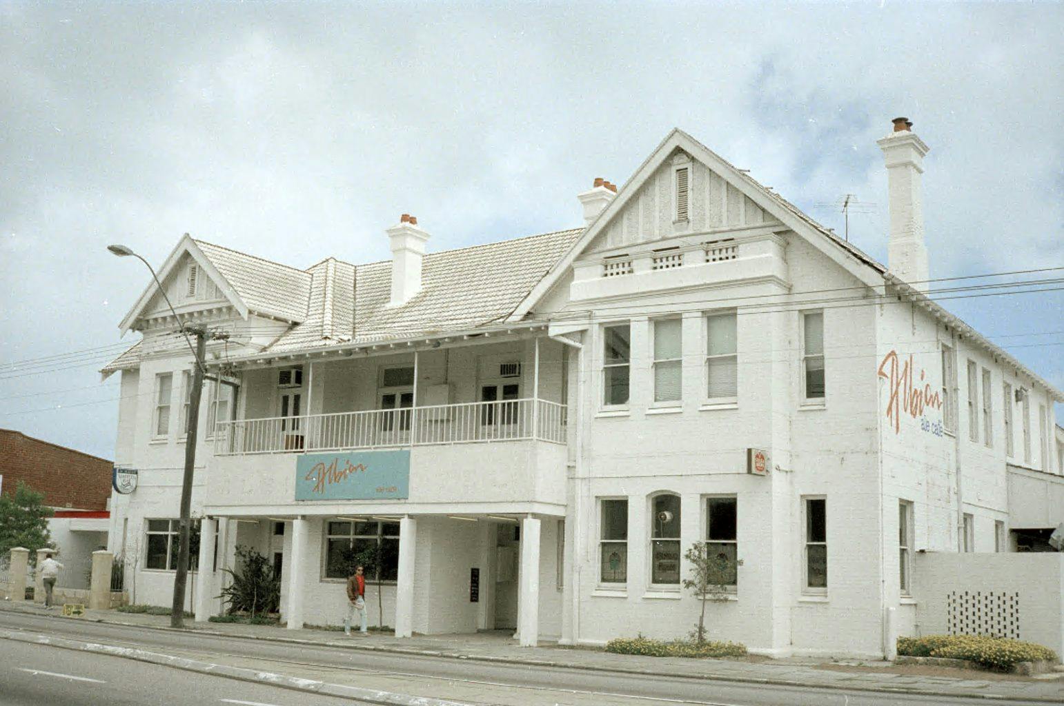 Perth Vintage Pubs, Albion Hotel Cottesloe