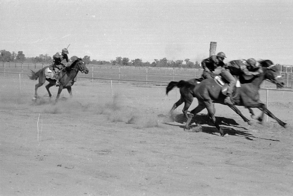 Broome races Aug 1975