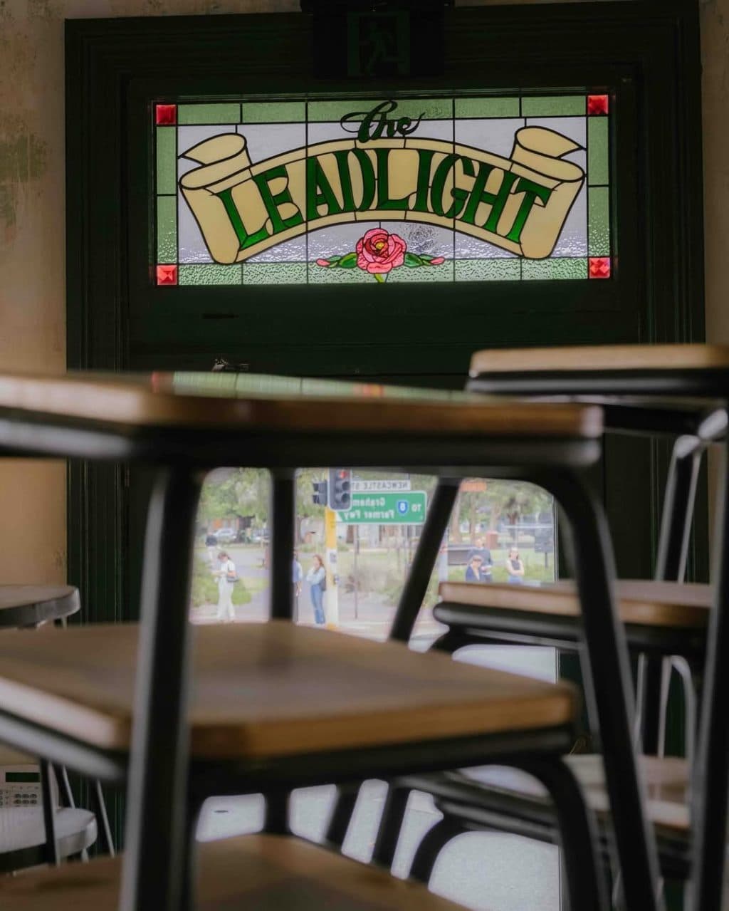 Leadlight pub Northbridge