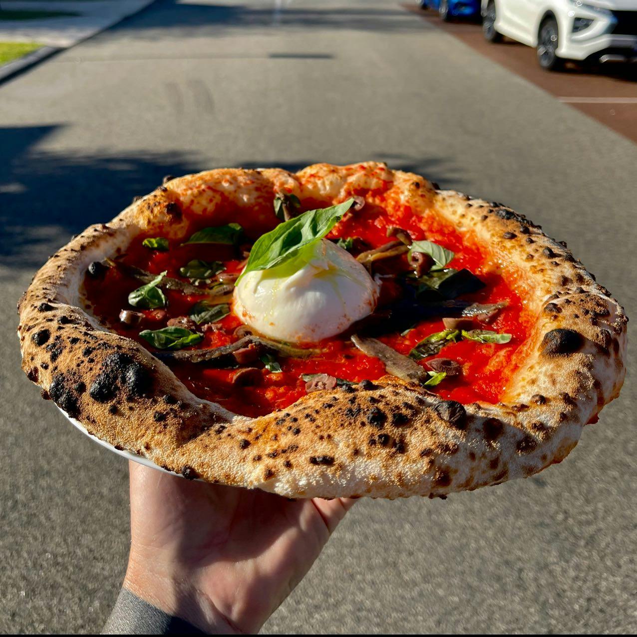 Perth's Best Pizza, Il Locale, Scarborough