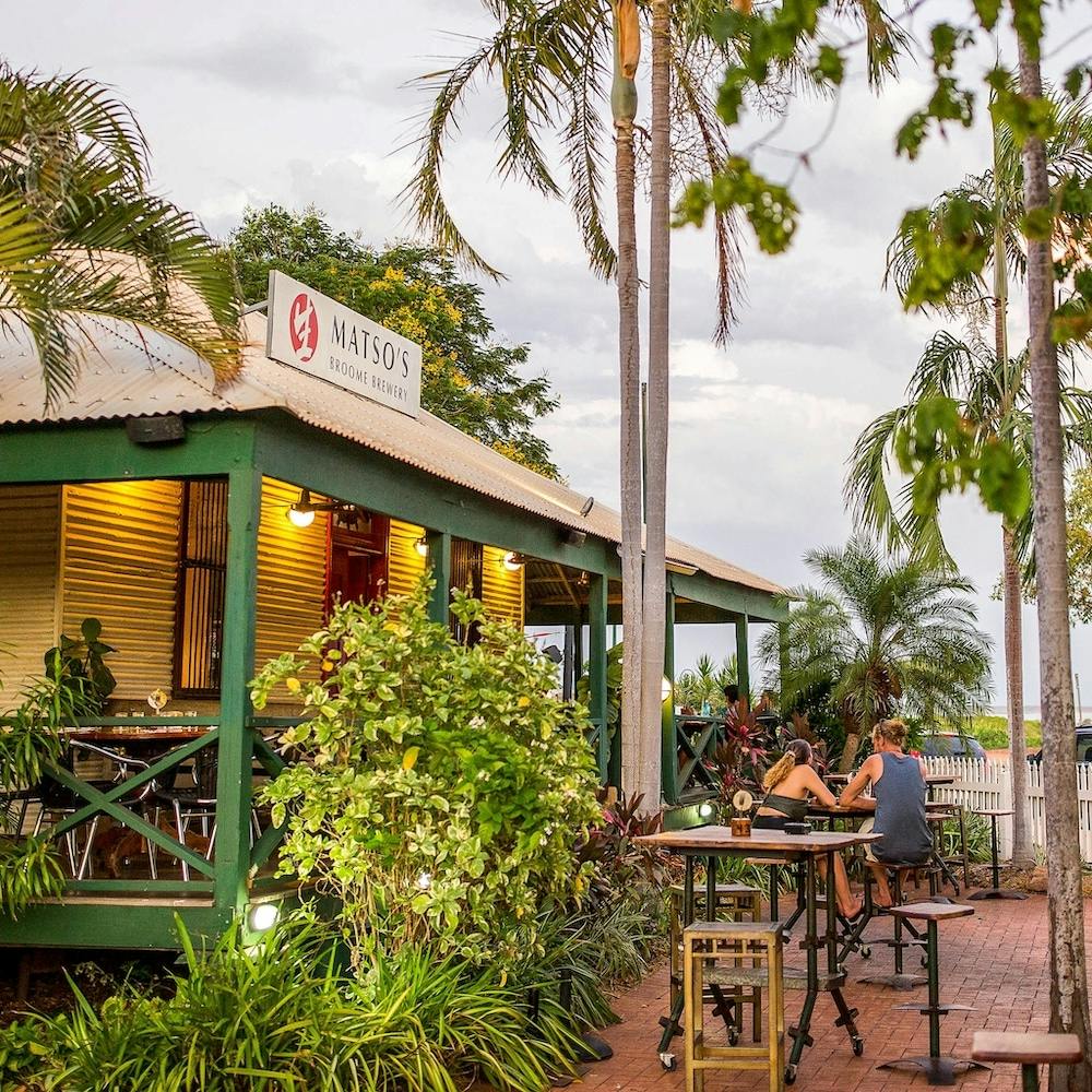 Best Restaurants in Broome, Sydney Cove Oyster Bar