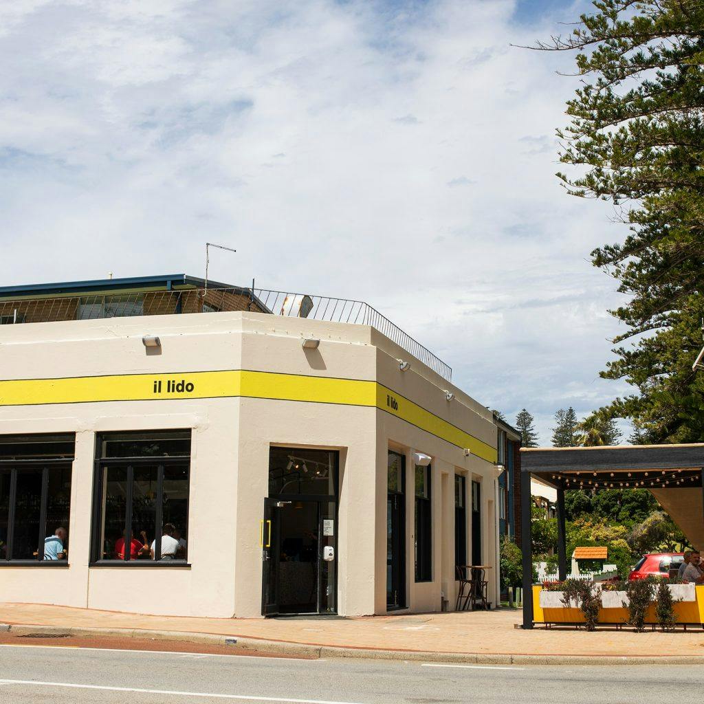 Perth's best beachside cafes, Il Lido, Cottesloe