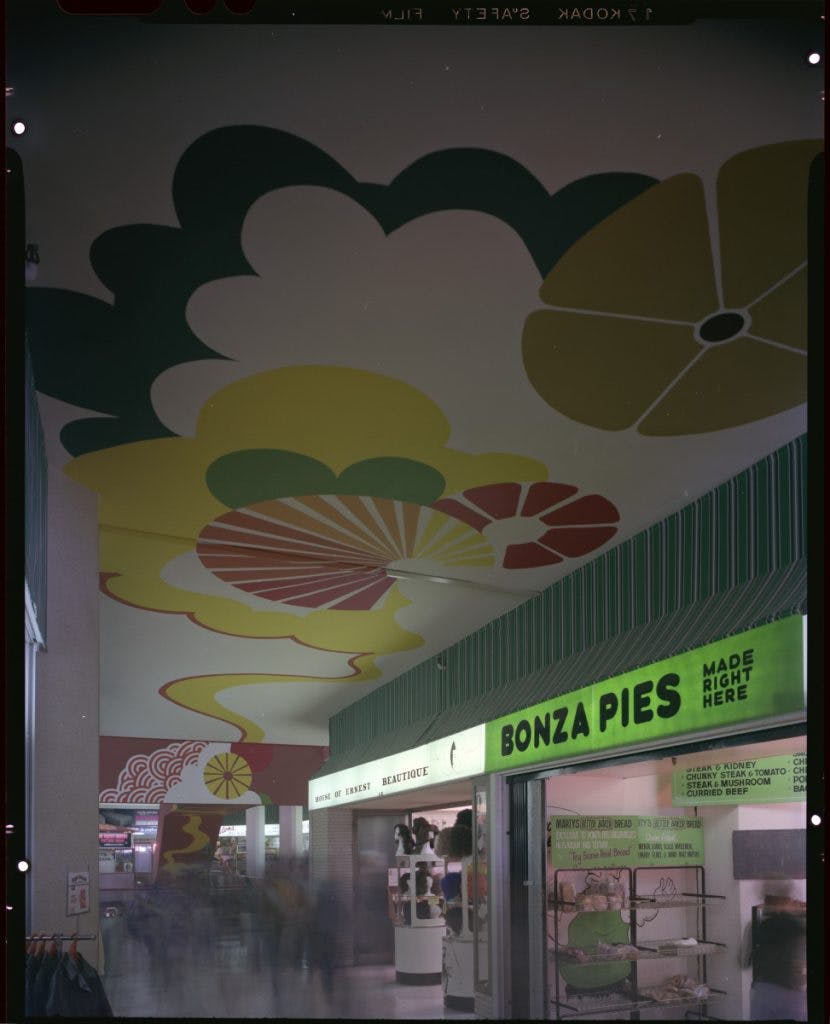 Perth vintage cinemas, City Arcade Bonza Pies 1976