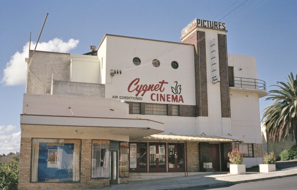 Perth vintage cinemas, Cygnet Theatre 1986